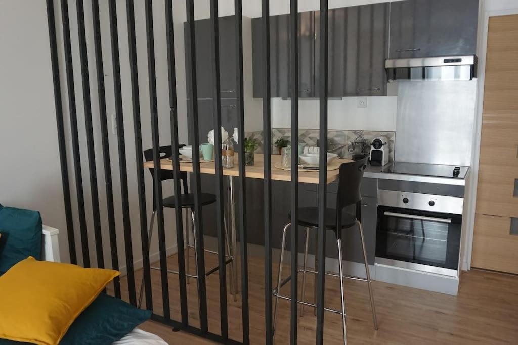 Appartement Le Kennedy 1 - Proche Hopital Châteauroux